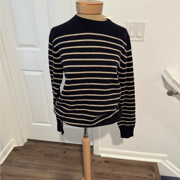 J. Crew Sweaters - NWT J CREW WOOL SWEATER